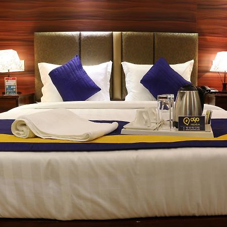 Oyo 662 Hotel Comfotel Калькутта Экстерьер фото
