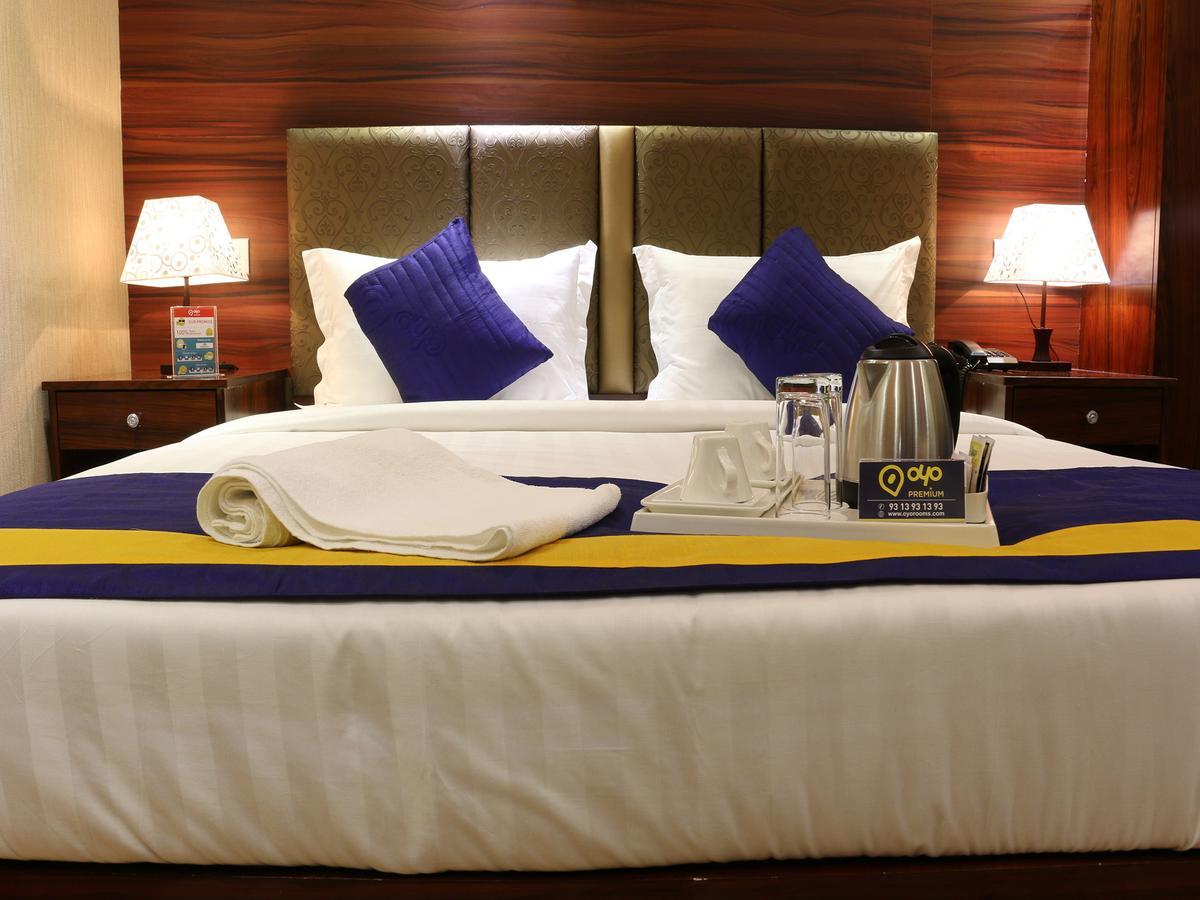 Oyo 662 Hotel Comfotel Калькутта Экстерьер фото